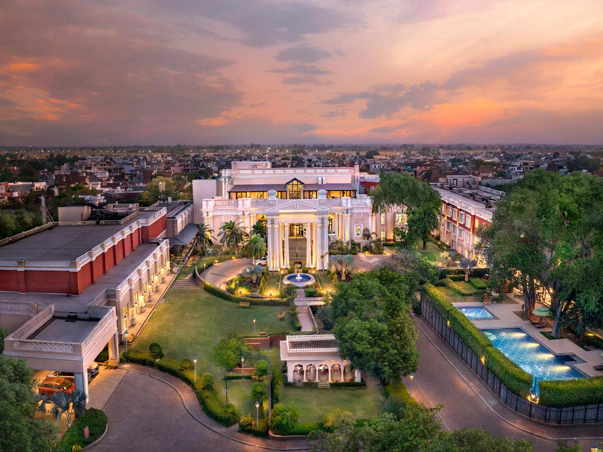 Welcomhotel By Itc Hotels, Raja Sansi, Amritsar Exterior photo